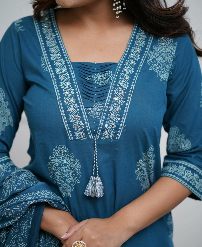 Women's Blue Hand Work Straight Kurti Pant With Malmal Dupatta