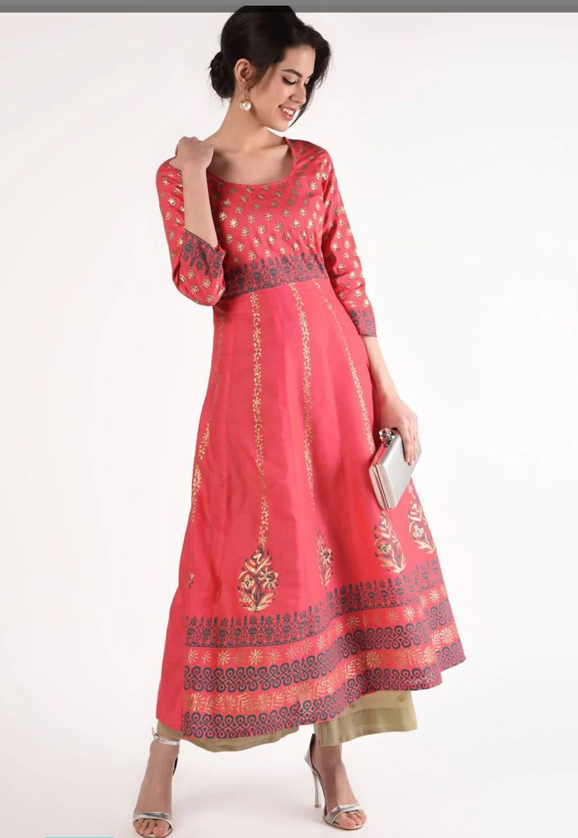 Women's Embellished Daily Wear Cotton Blend Kurta
