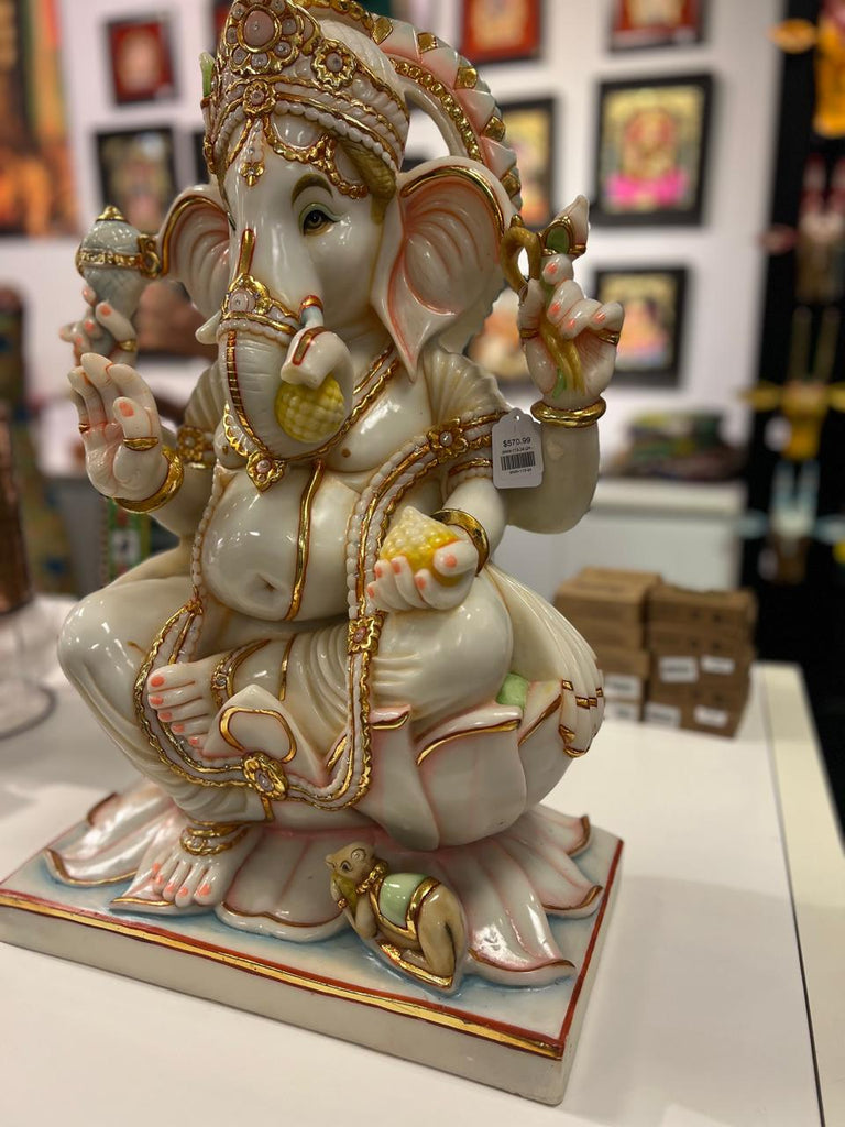 SNW-113-24 (24" GANESH SITTING ON KAMAL PAINTING SNW)