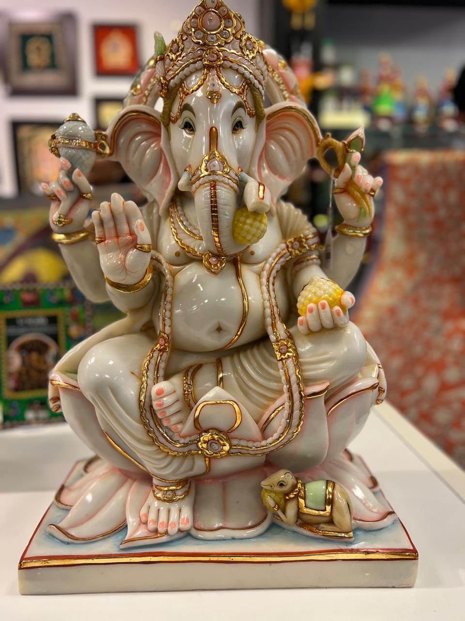 SNW-113-24 (24" GANESH SITTING ON KAMAL PAINTING SNW)