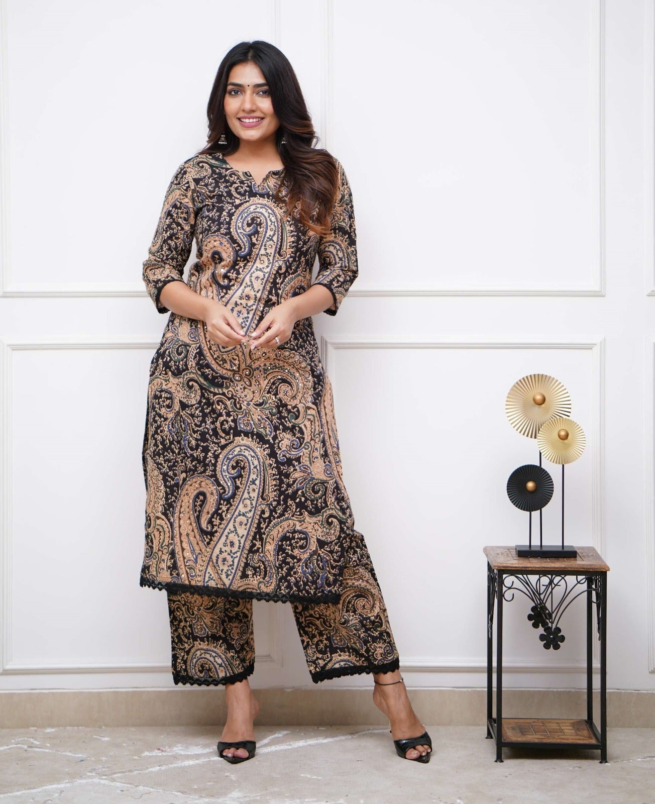 Women's Black Printed Viscose Rayon Kurta Set - Alvami