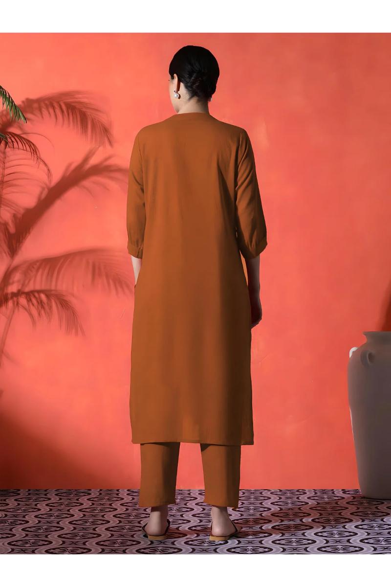 Color_Brown