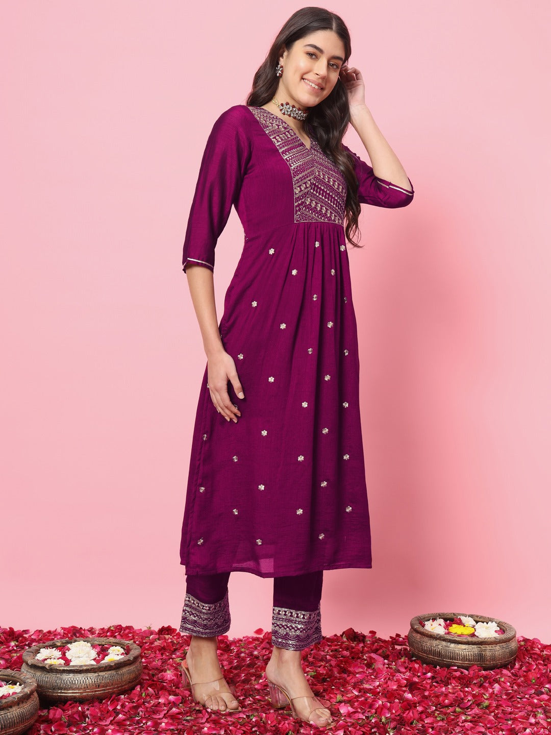 Women's Purple Silk Blend Embroidered Kurta Set