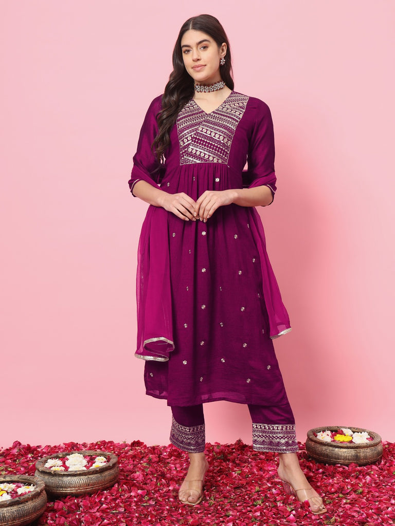 Women's Purple Silk Blend Embroidered Kurta Set