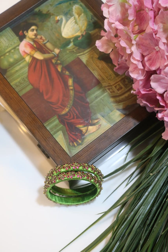 Women's Green Silk Thread Handmade Stone Bangles