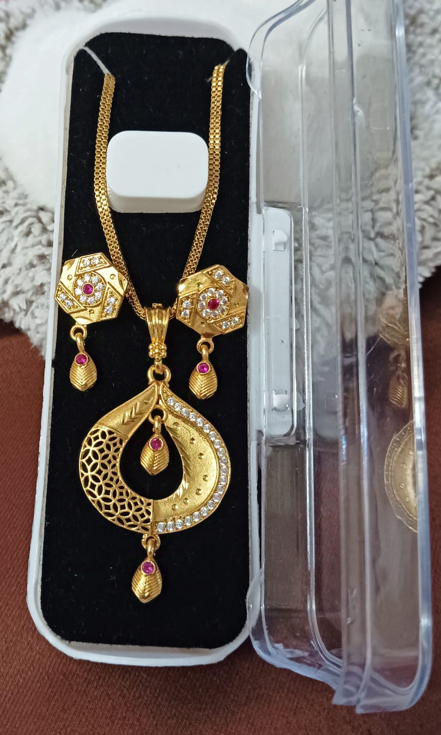 Color_Gold