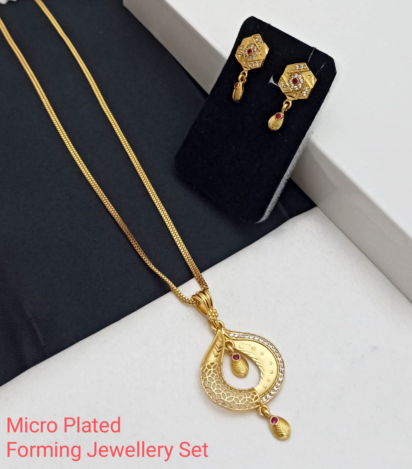 Color_Gold