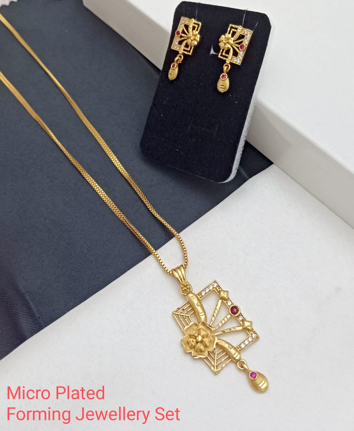 Color_Gold