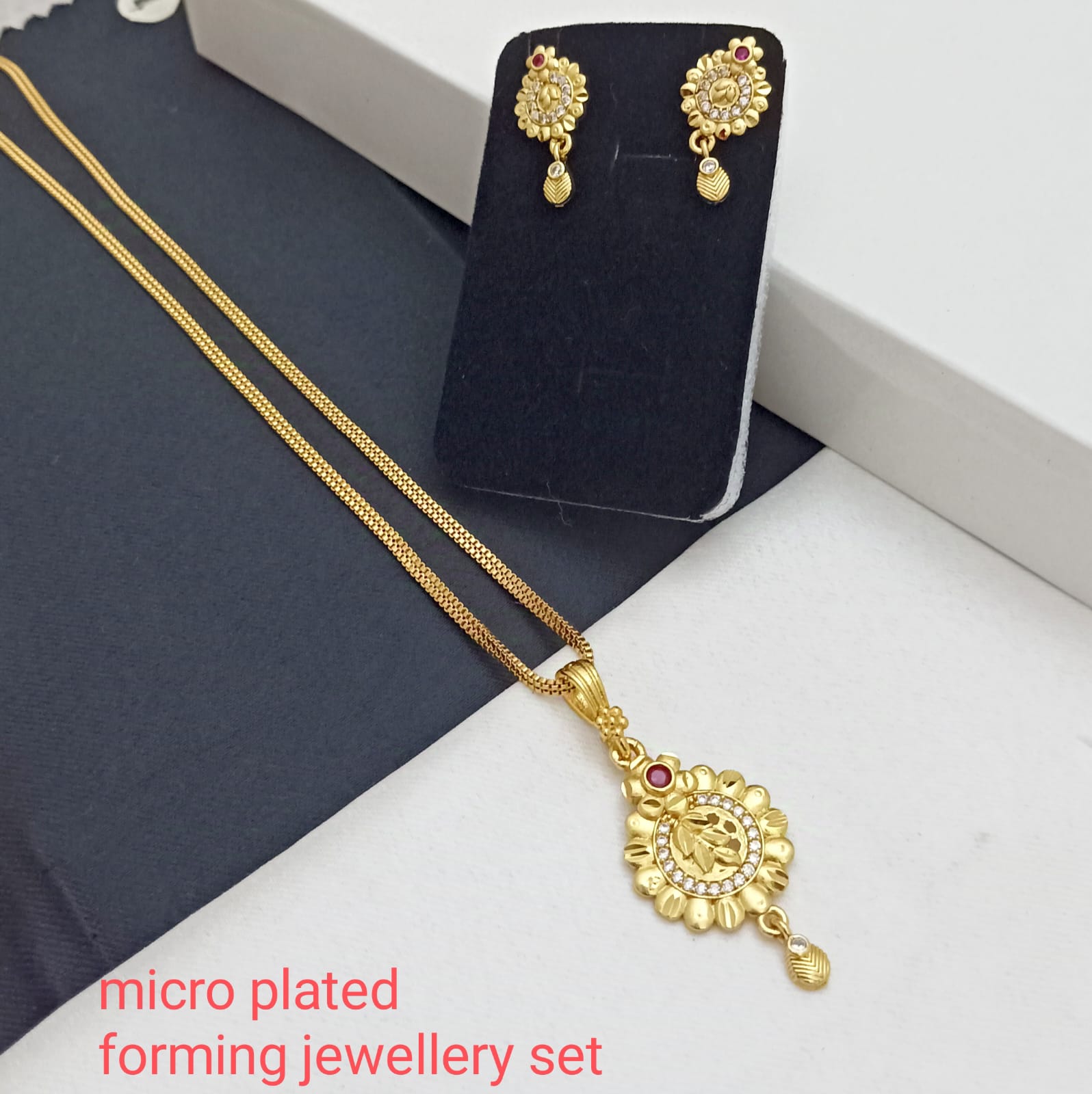 Color_Gold