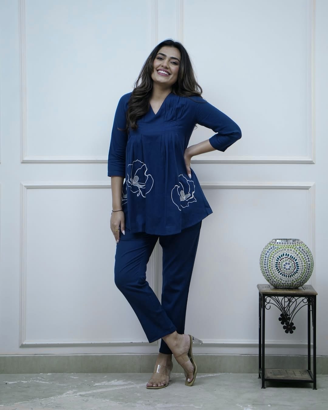 Women's Blue Pure Cotton Printed V-Shaphe Kurta Set