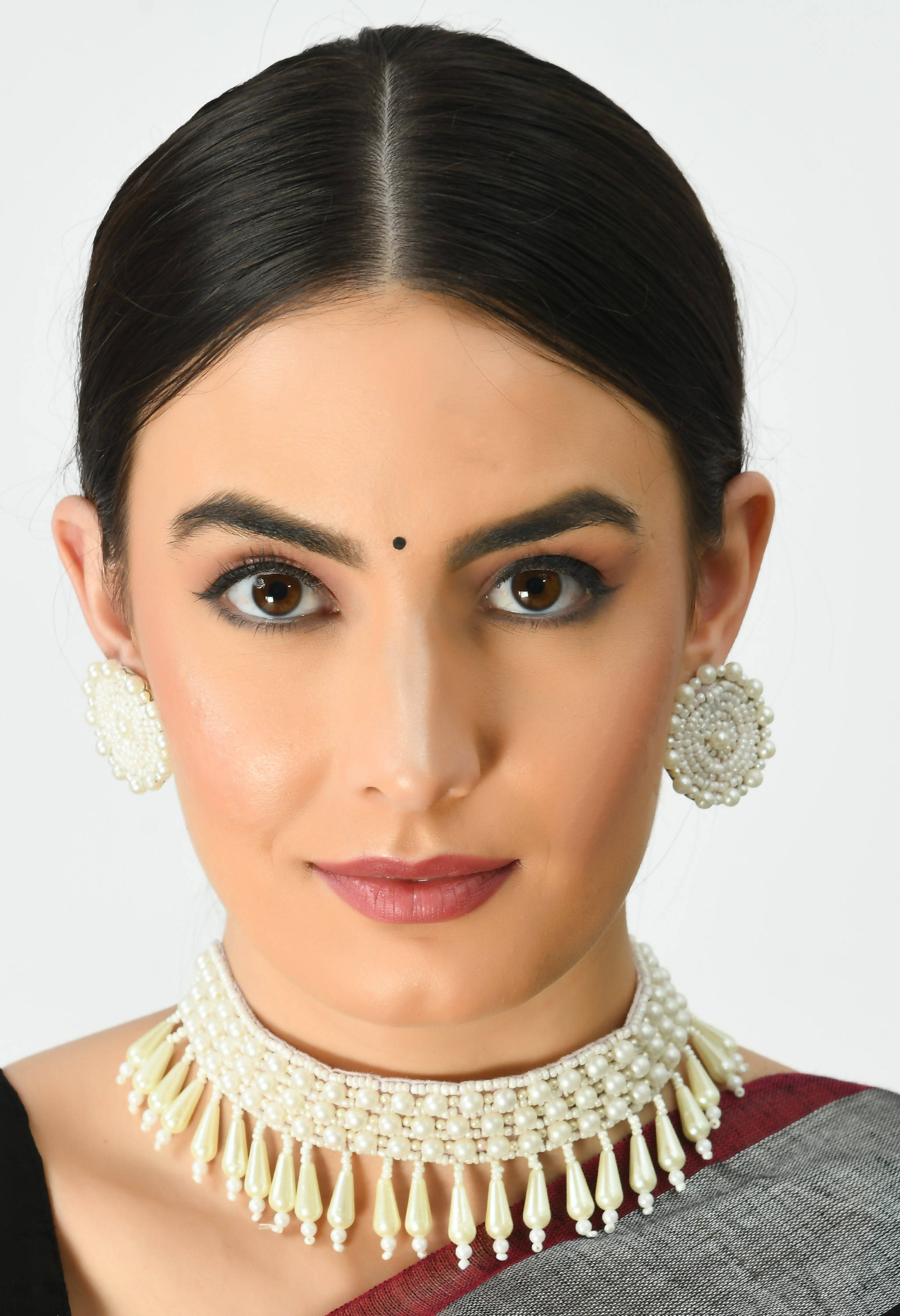 Johar Kamal Handicraft Pearls Necklace with Ear