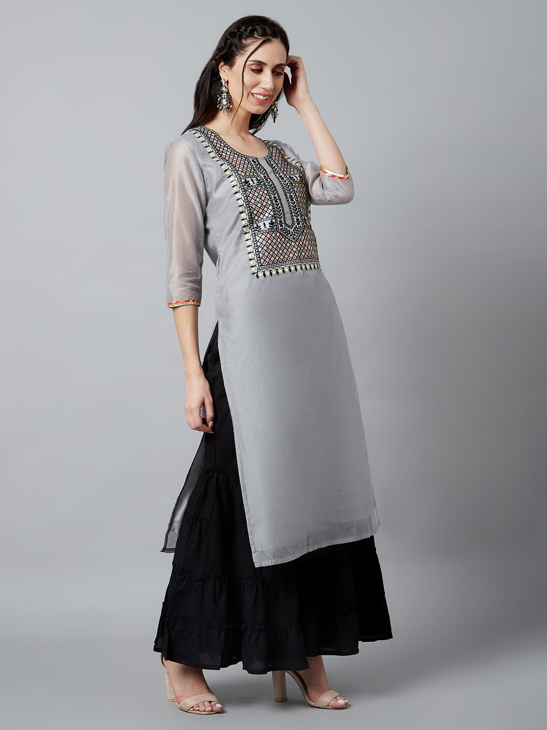 Women's Grey Embroidered Kurta