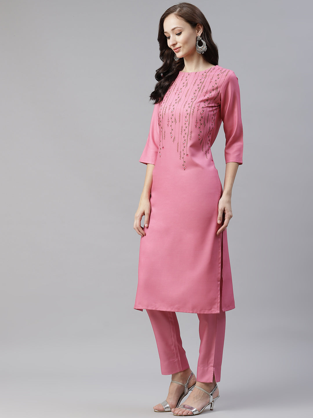 Women Pink Rayon Kurta