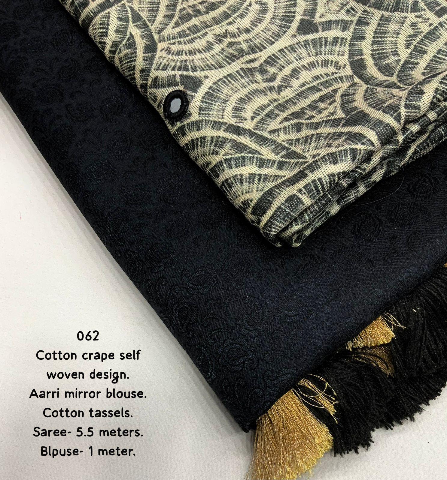 Women's Black Soft Cotton Carpe Saree With Blouse - A2M