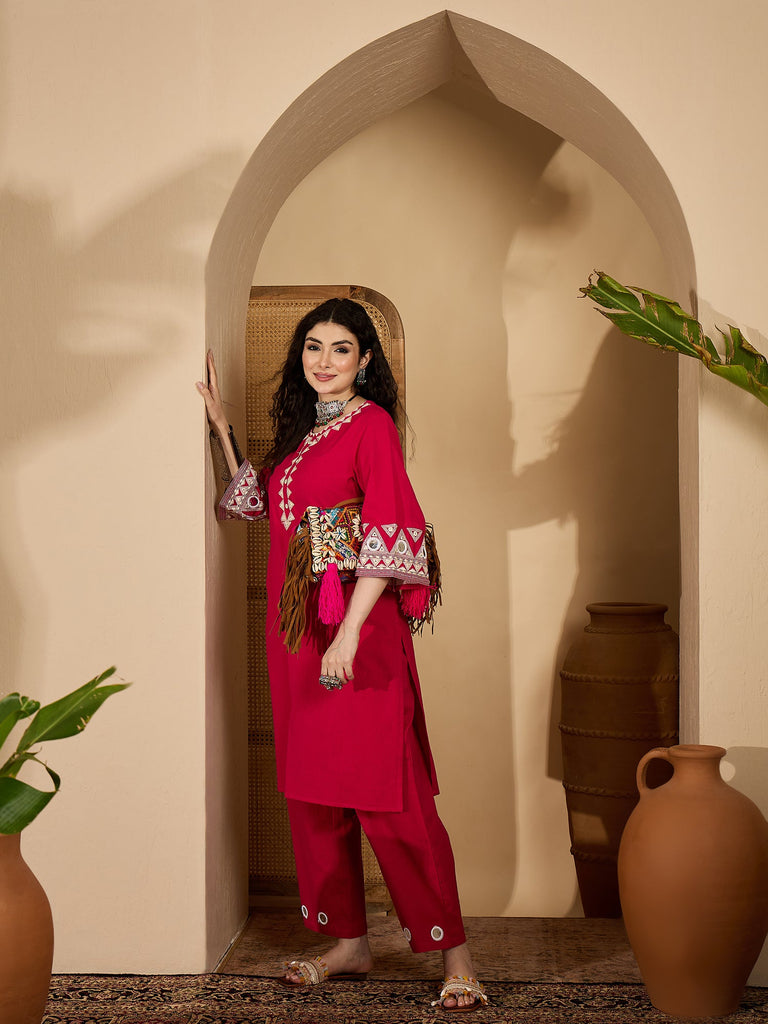 Women's Pink Solid & Embroidered Cotton Flex Straight Kurta Pant Set