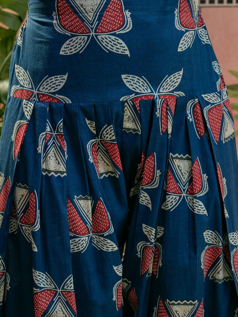 Women's Blue Solid Cotton Straight Kurti Salwar Dupatta Set
