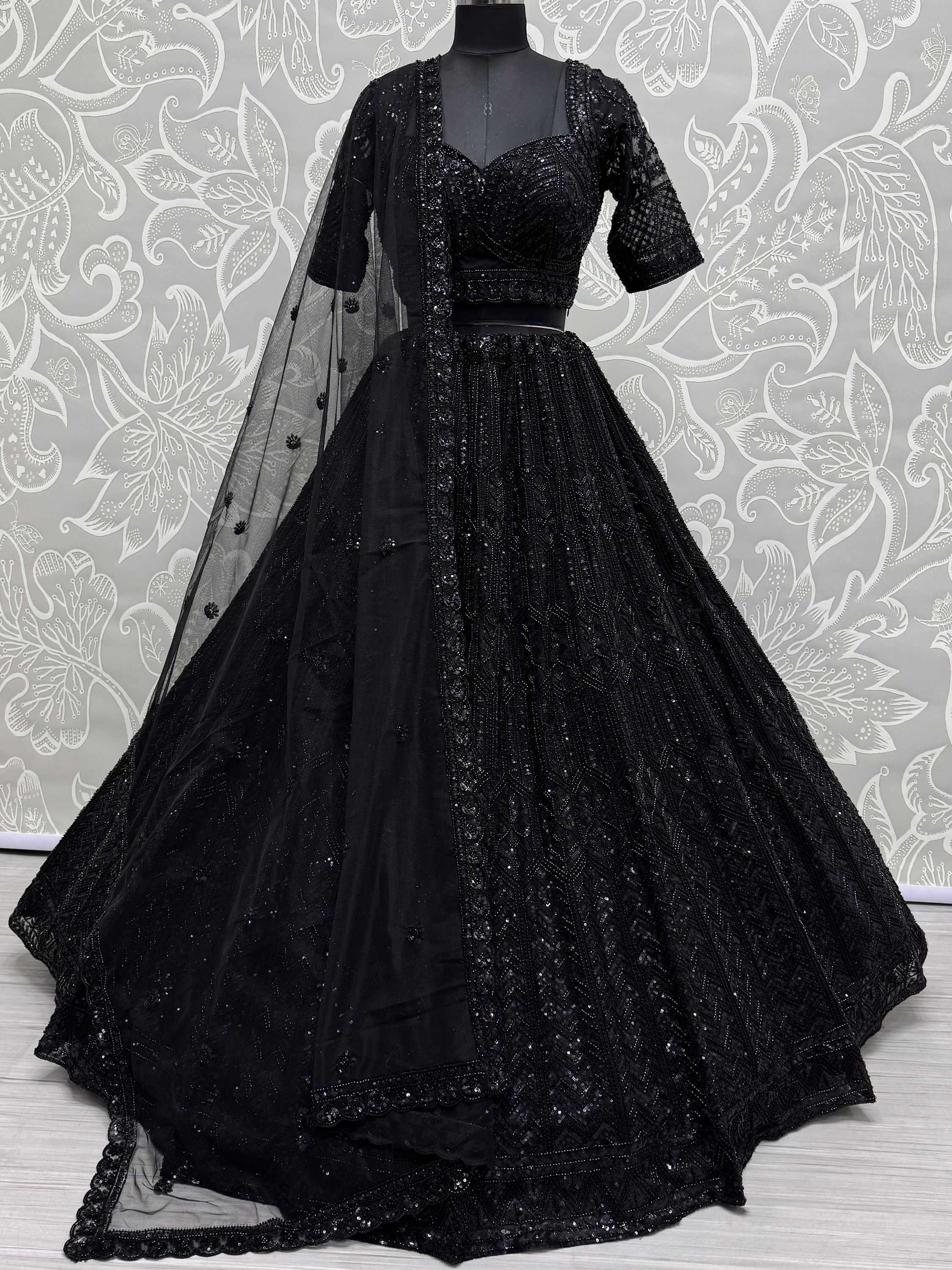 Color_Black