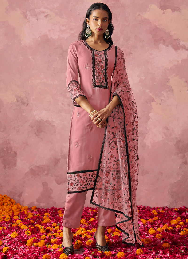 Color_Pink