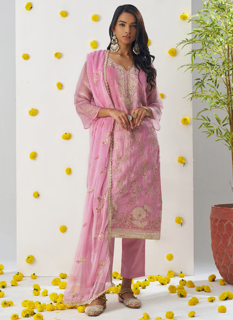 Color_Pink