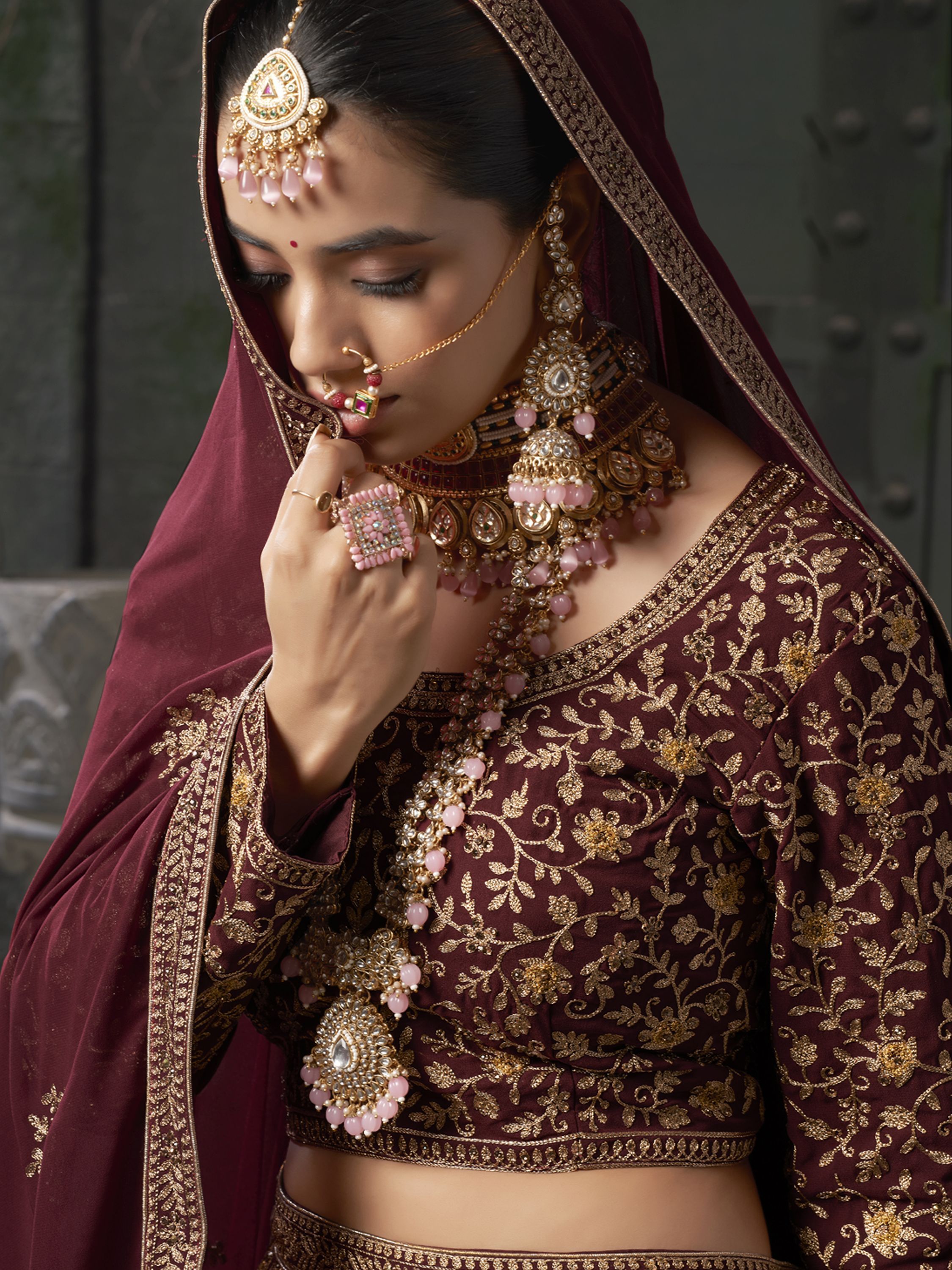 Color_Maroon