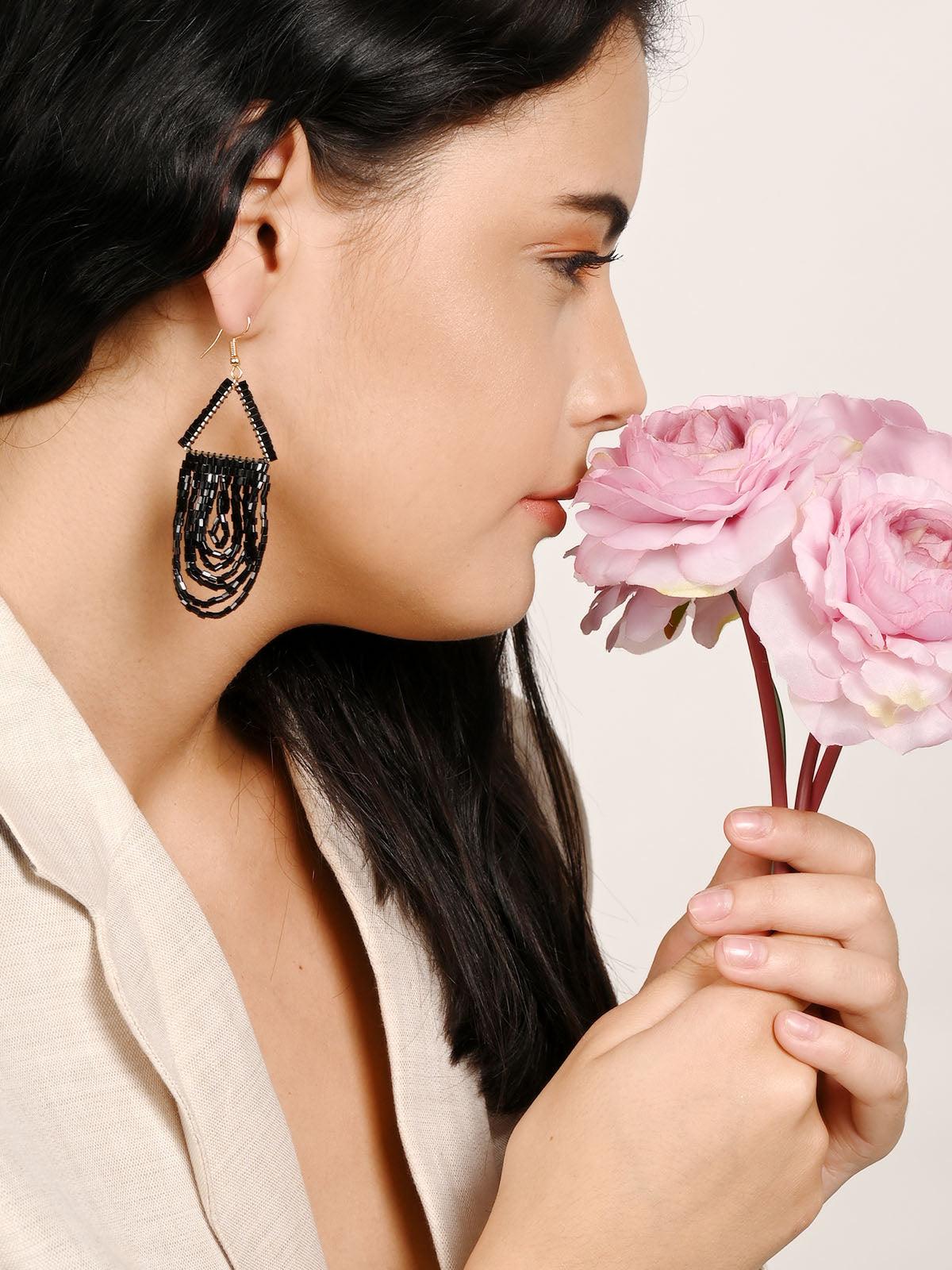Women's Aria Black Dangle Earring