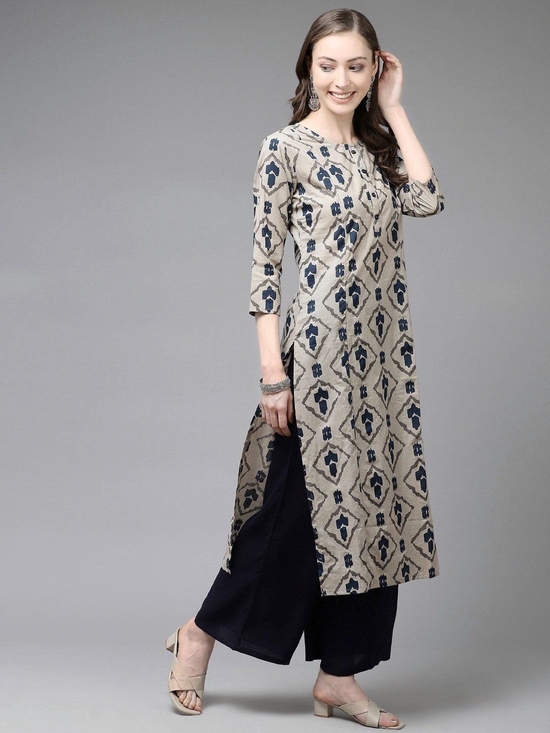 Women's Beige & Navy Blue Printed Kurta Set