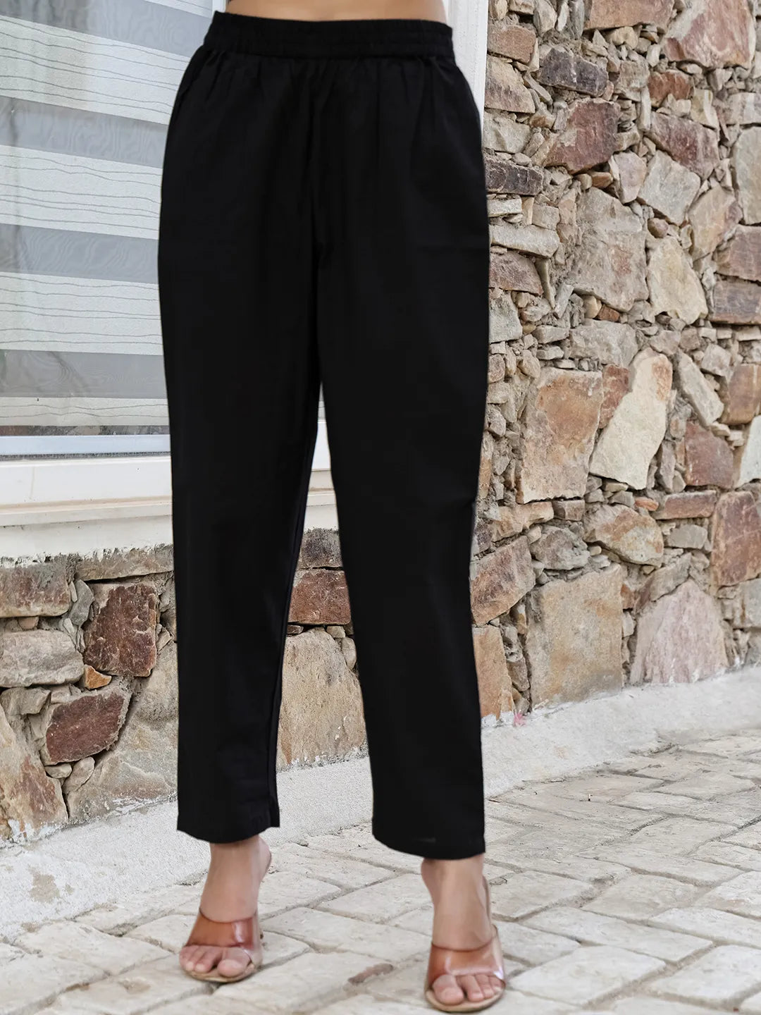 Color_Black