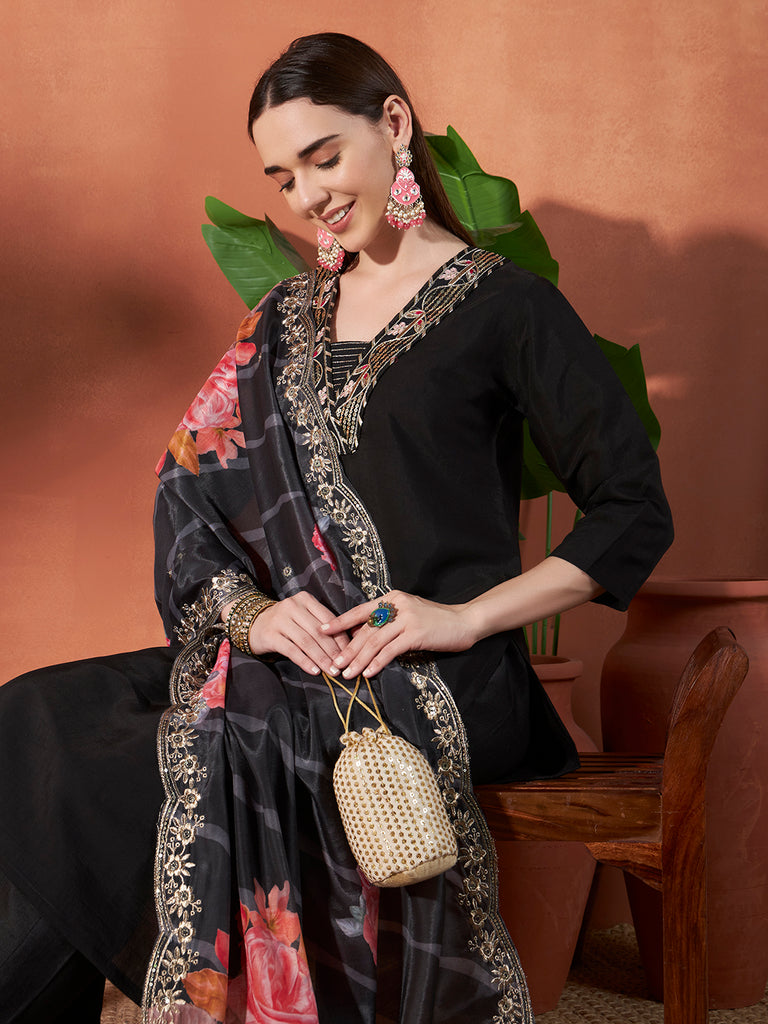 Women's Black Muslin Embroidery Work Kurta Set