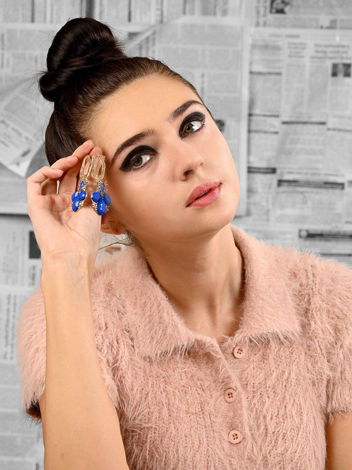 Women's Blue Earring With Embellished Crystal