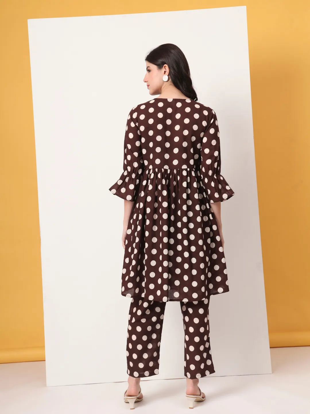 Color_Brown