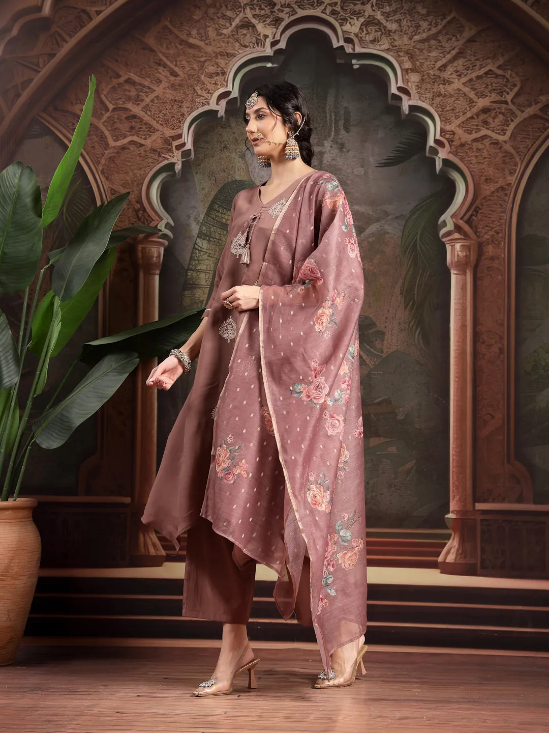 Color_Brown