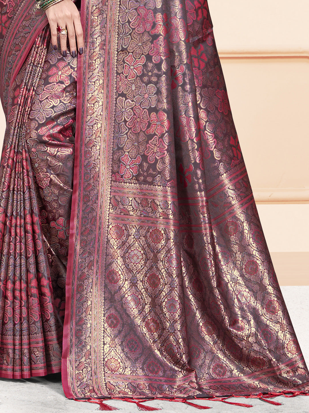 Women Magenta Satin Silk Saree With Un Stitched Blouse | NOZ2TOZ - Made In INDIA.