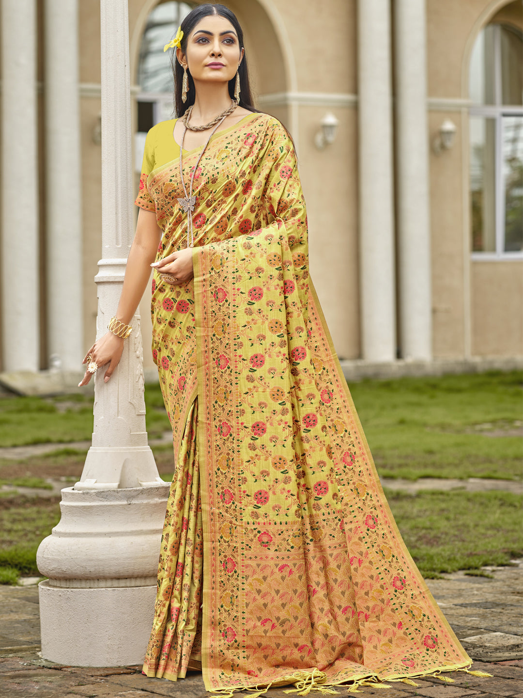 Women's Yellow Silk Saree With Un Stitched Blouse - Aanika