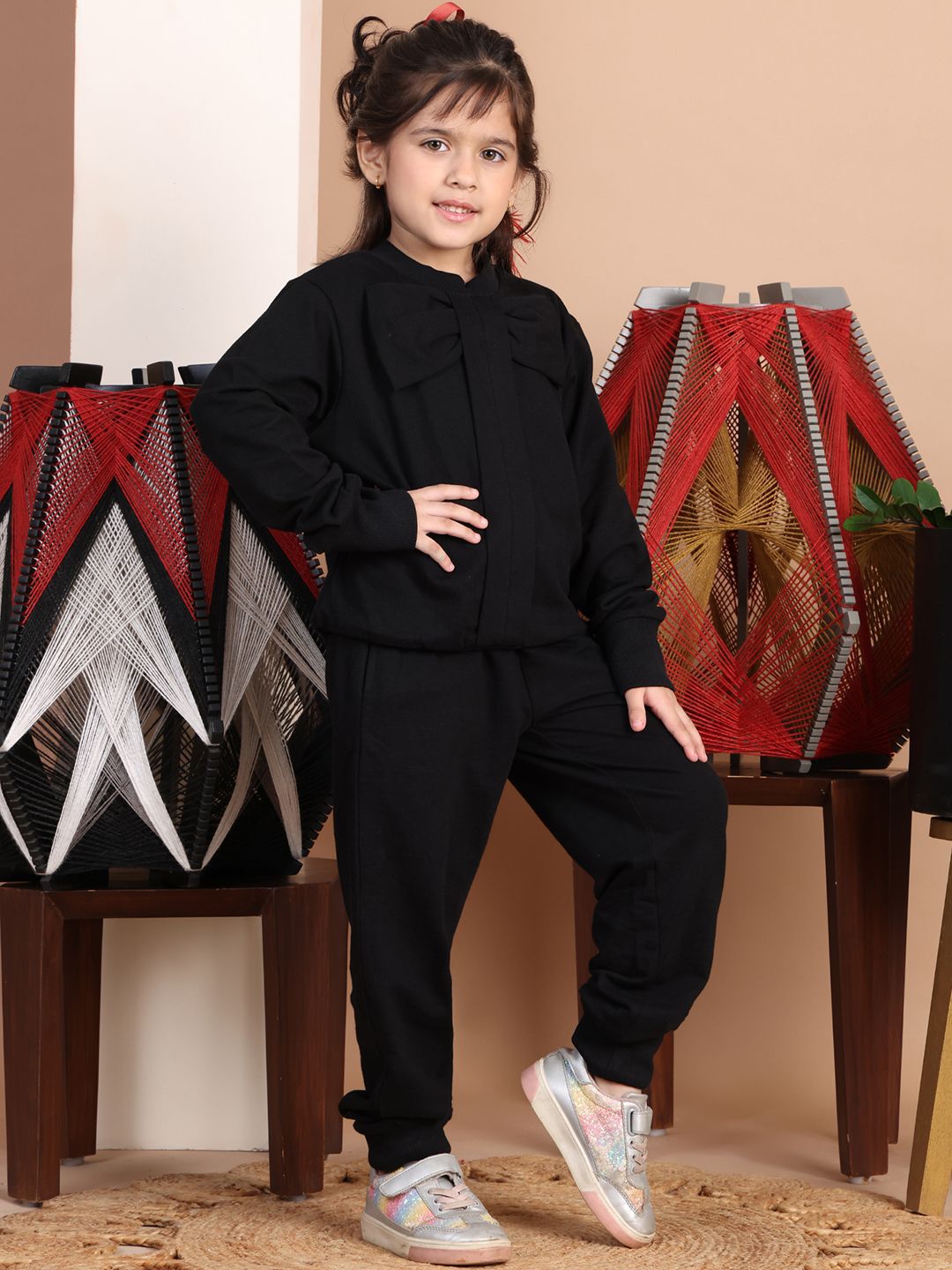 Color_Black
