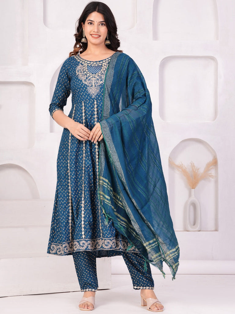 Women's Ethnic Motifs Printed Panelled Thread Work Kurta With Trousers & Dupatta
