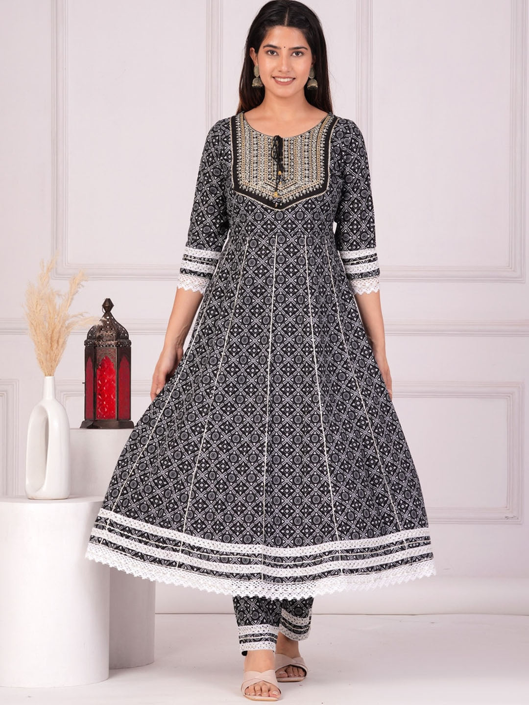 Women's Ethnic Motifs Printed Regular Anarkali Kurta & Palazzos With Dupatta - Taantav