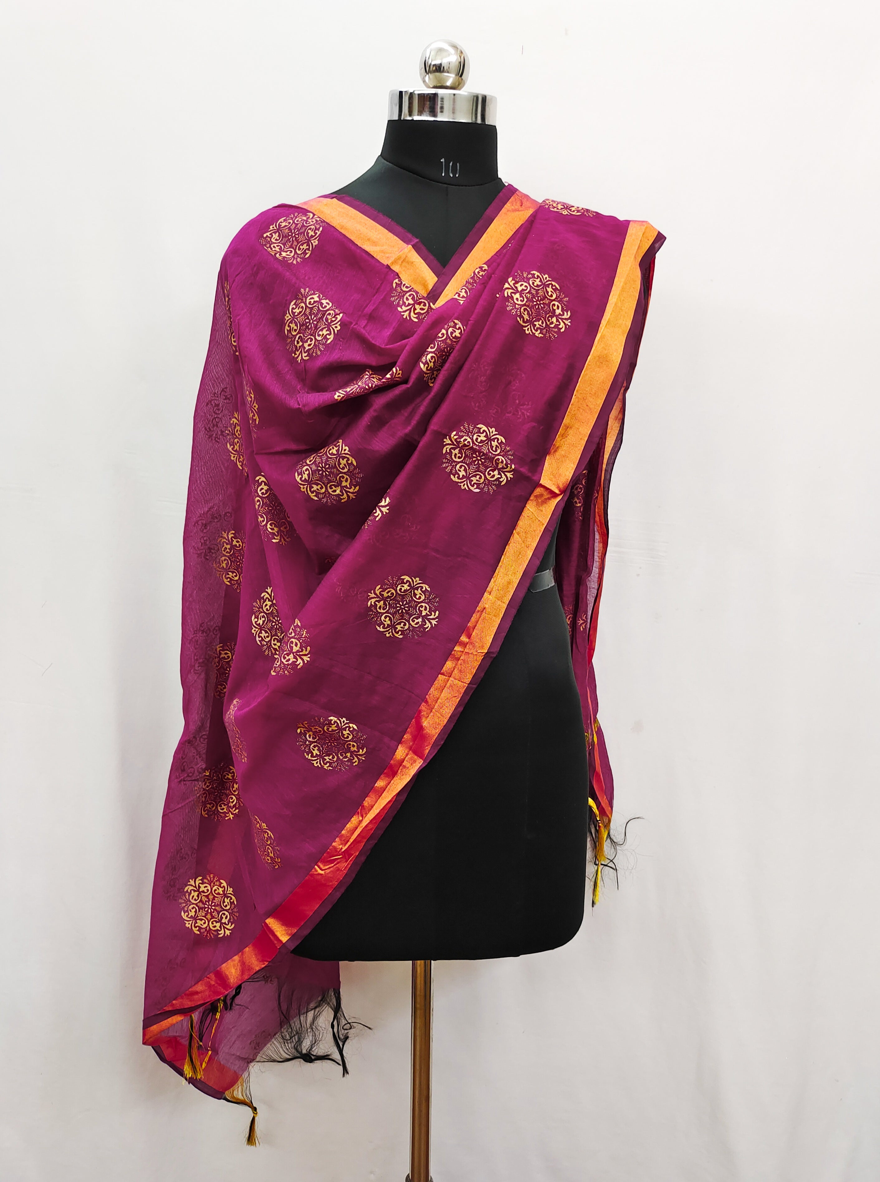 Women's Purple Self Woven Gold Zari Paisley Design Cotton Silk Dupatta With Tassles - NIMIDHYA