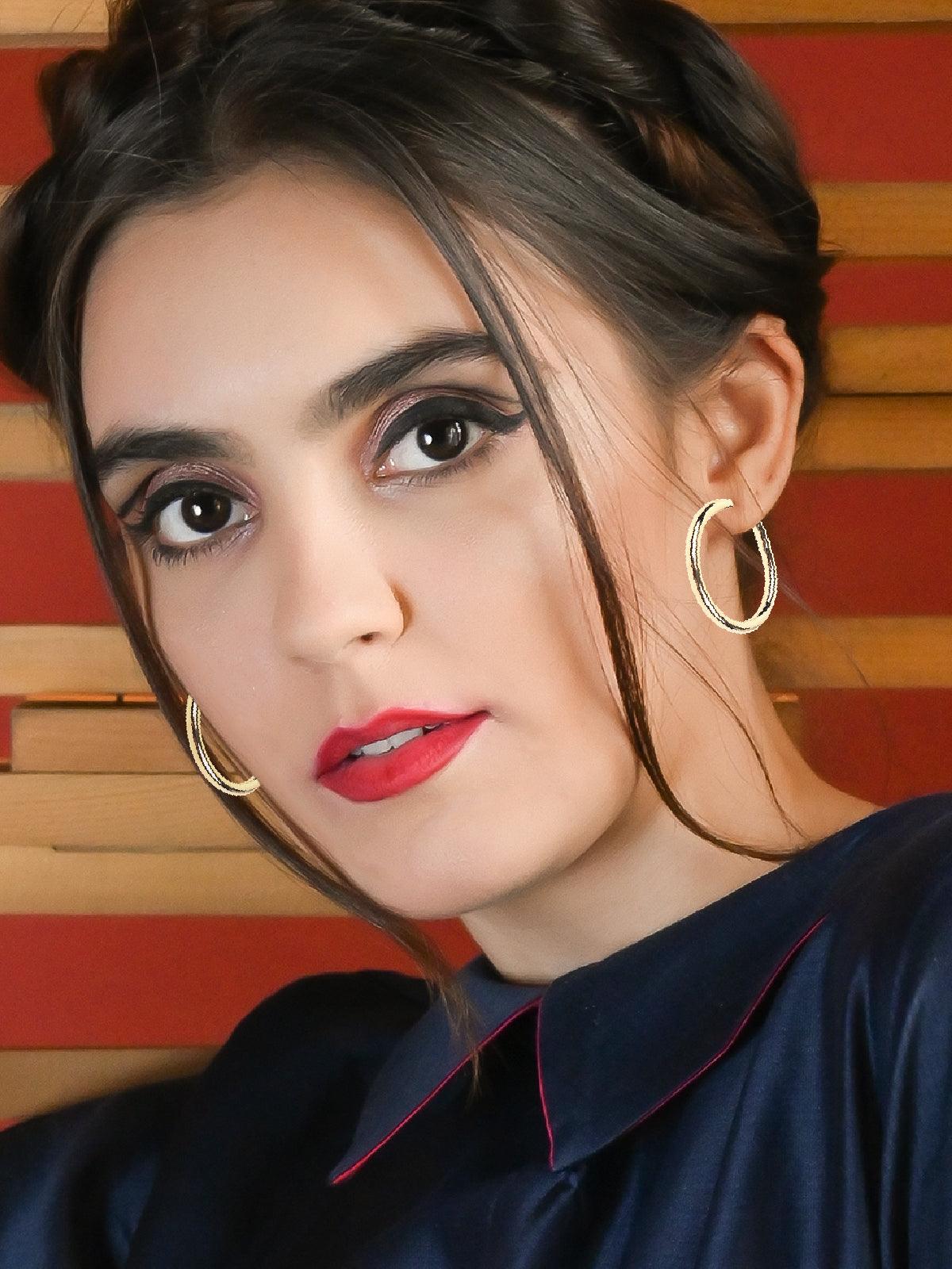 Women's Classic Gold Rounded Hoop Earring