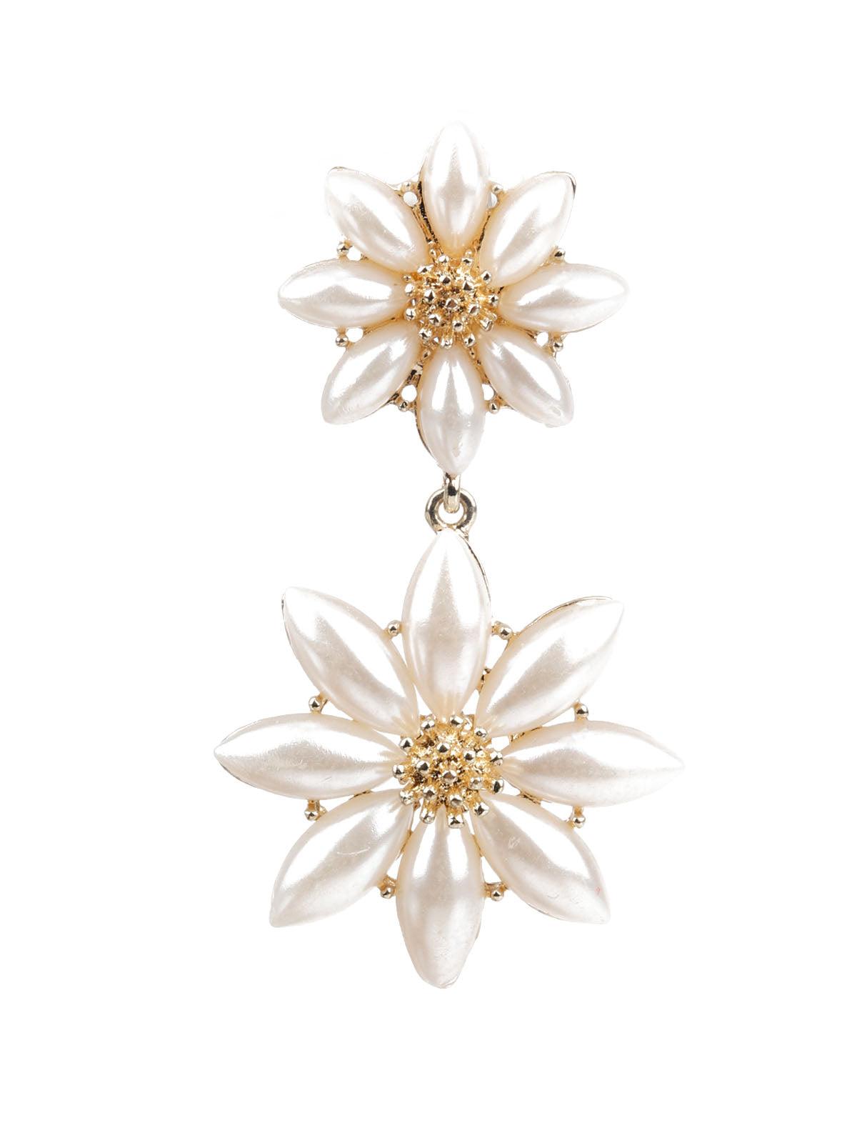 Women's Classy Gold And White Dangle Earring