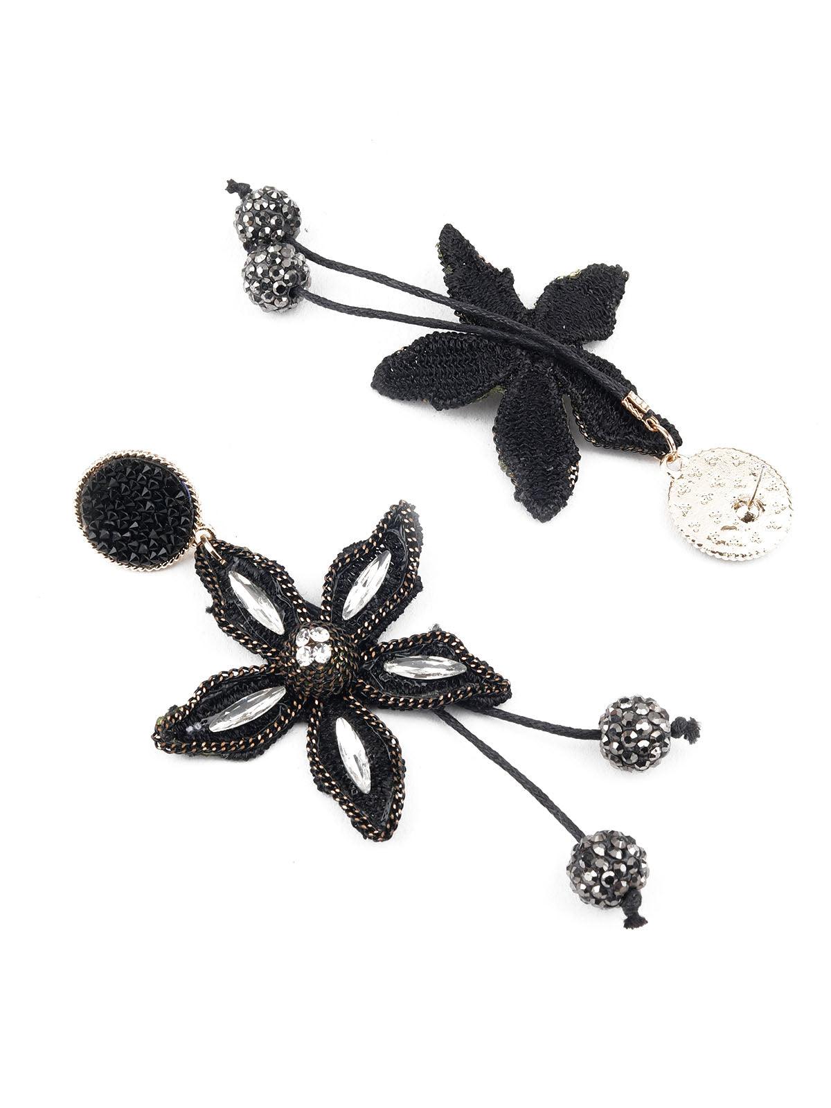 Women's Stylish Black Floral Dangle Earring