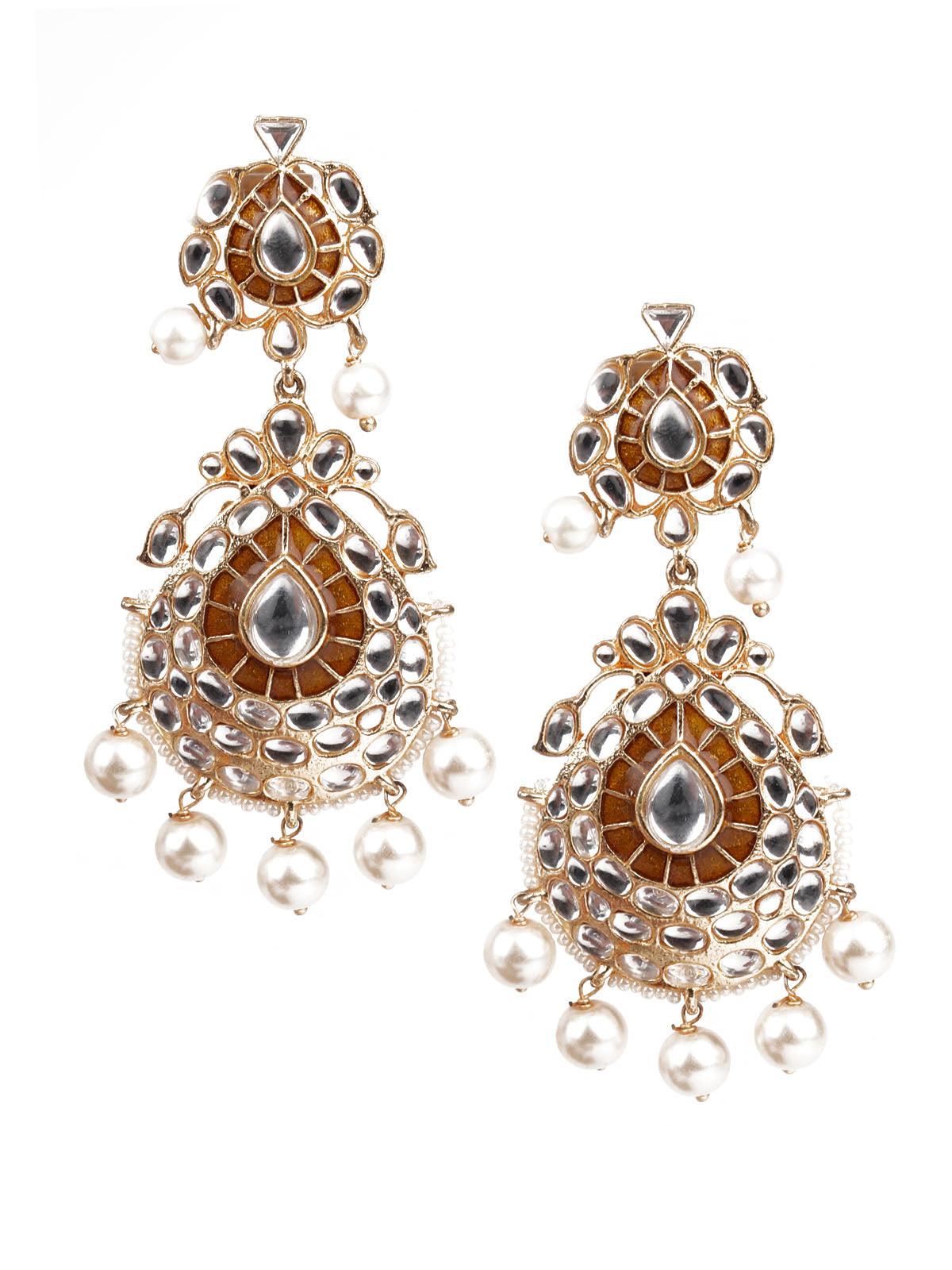 Women's Traditional Gold And White Earring