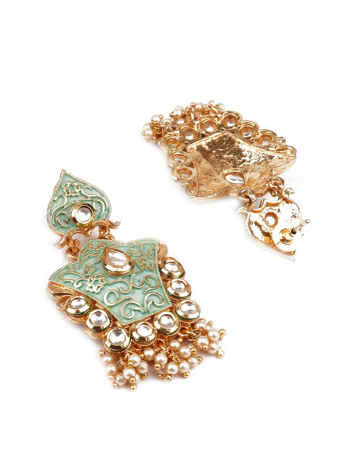 Women's Traditional Green And Gold Dangle Earring