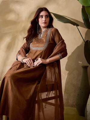 Color_Brown