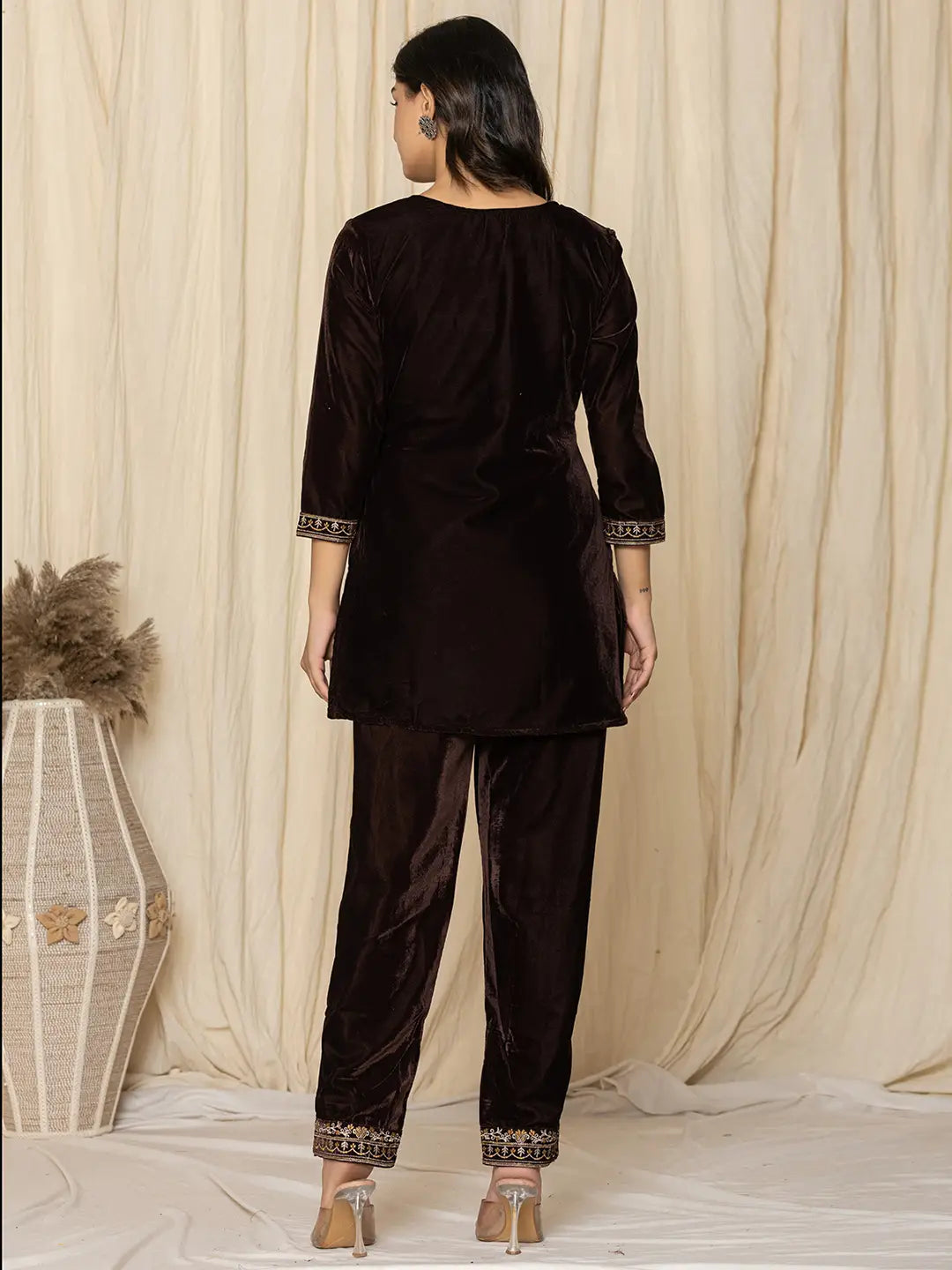 Color_Brown