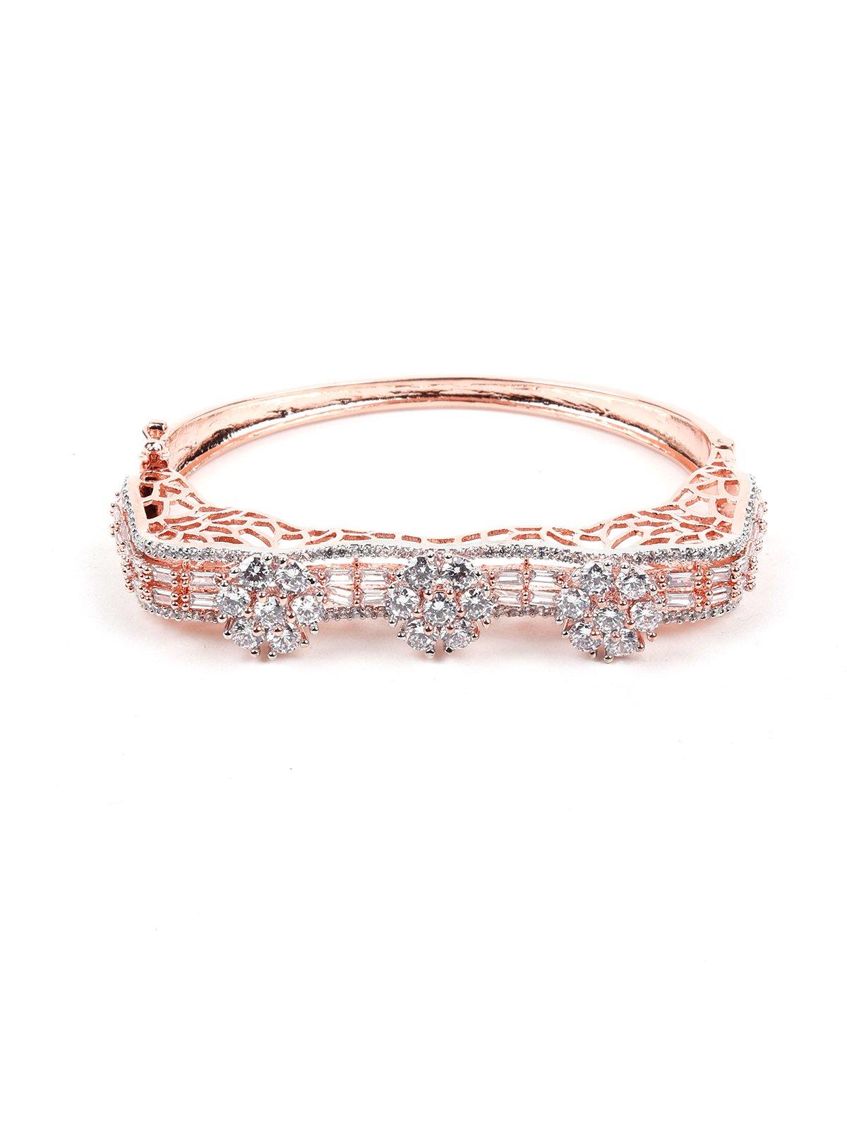 Women's Crystal-Embellished Floral Bracelet -Gol