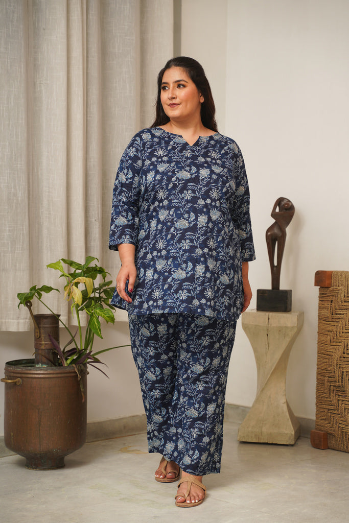 Women's Navy Blue Floral Lounge Co-Ord Set - Nangalia Ruchira