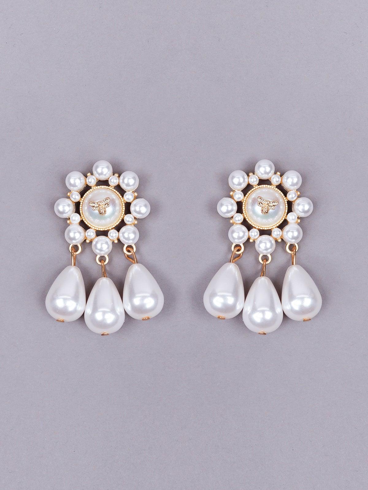 Women's Cute Rounded Pearl Drop Earring