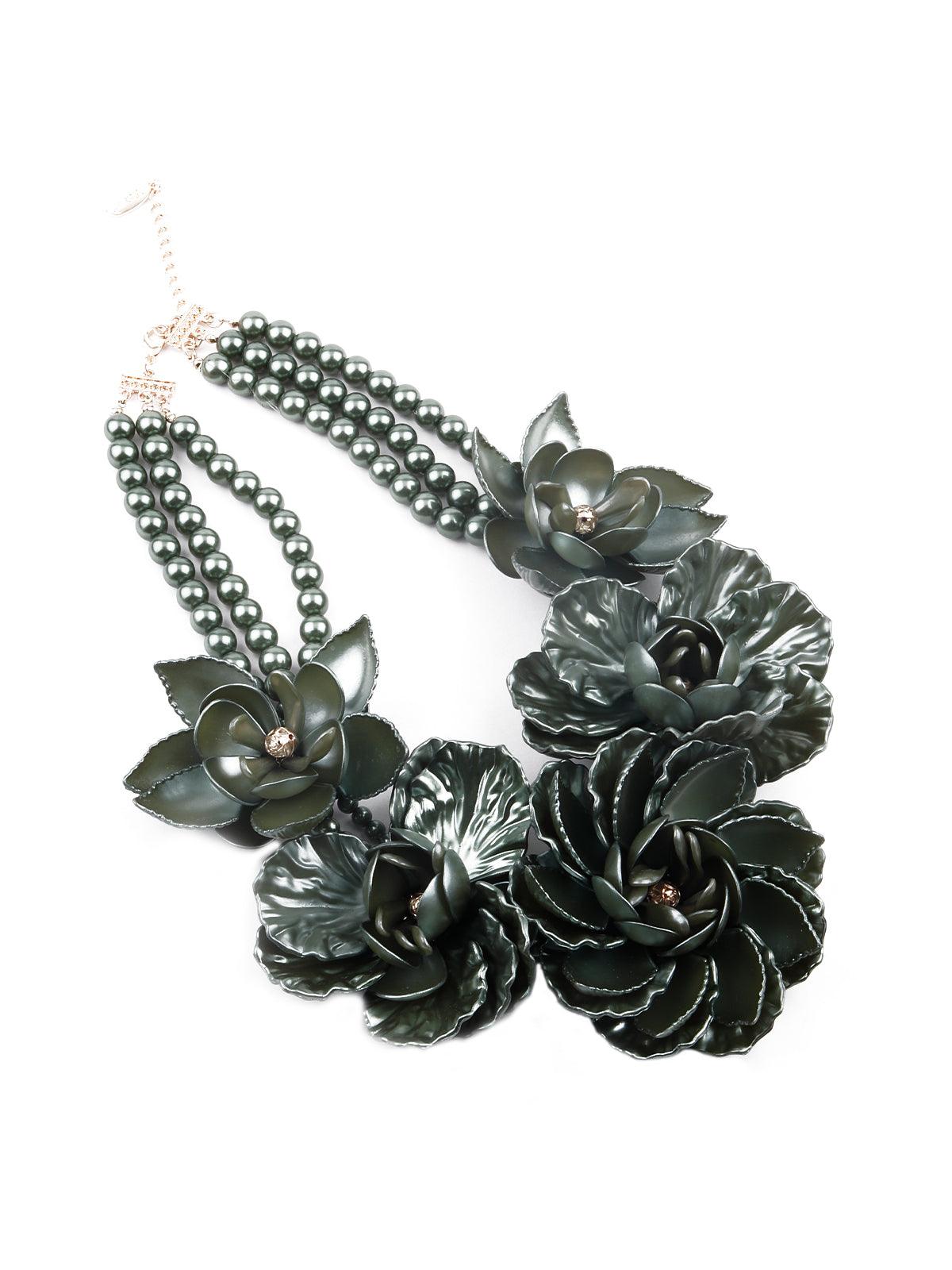 Women's Deep Green Gorgeous Rose Statement Necklac