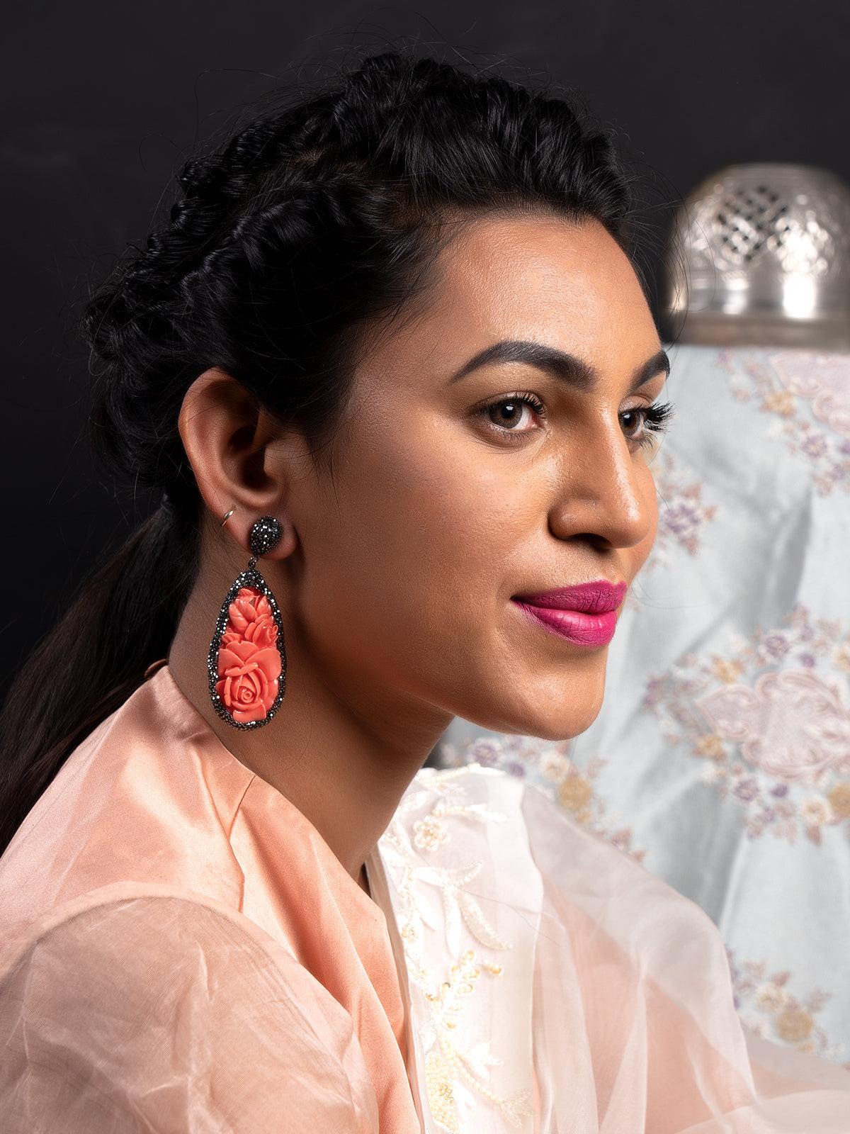 Women's Dew Drop Shape Pink Dangle Earring