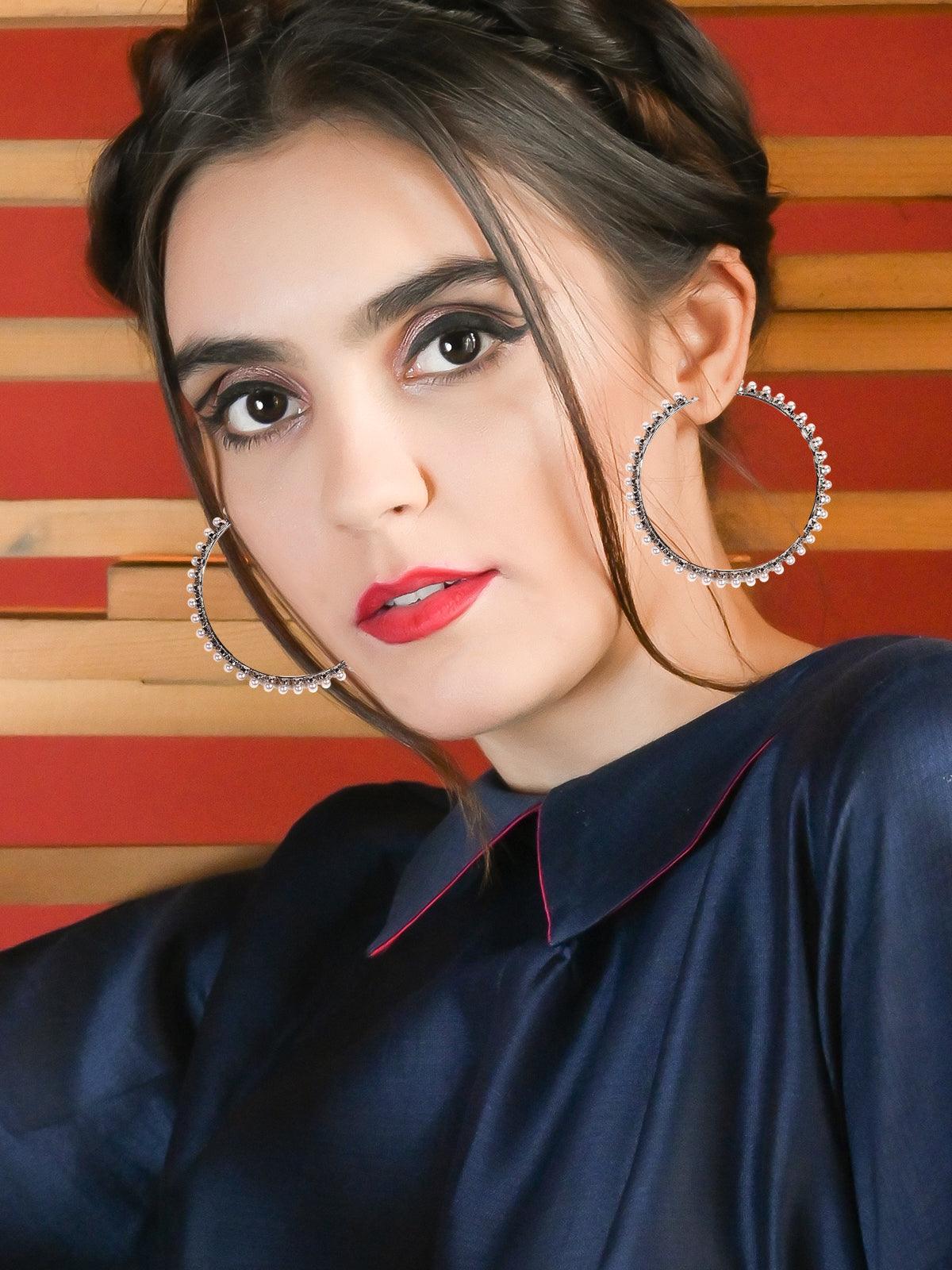 Women's Elegant Pearl Hoop Earrings -Silve